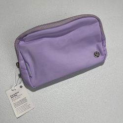 NEW LULULEMON EVERYWHERE BELT BAG 1L - LILAC/LAVENDER