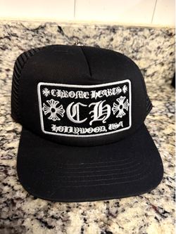 Chrome heart cap black white