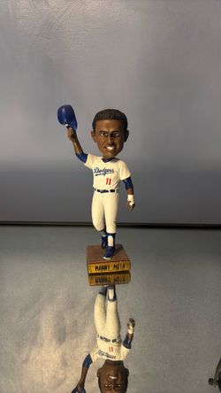 Manny Mota Dodgers Bobblehead