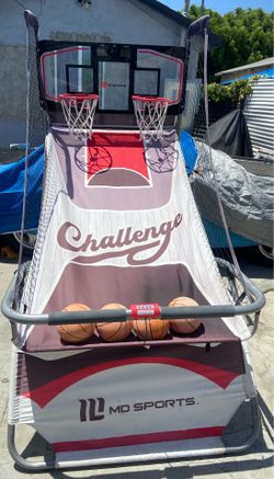 Sports arcade basketball game hoop
