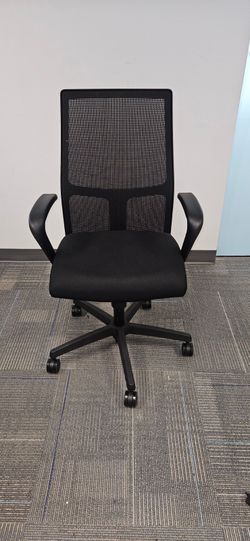 Lot Of 15- HON Ignition 2.0 Ergonomic Office Chair Mesh Black Model: https://offerup.co/faYXKzQFnY?$deeplink_path=/redirect/