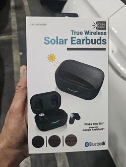 Case Logic True Wireless Solar Earbuds Sealed Brand New