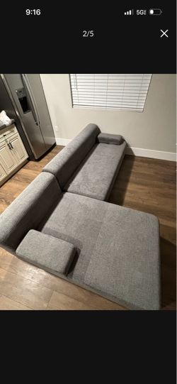 Modern Gray Fabric L-Shaped Sectional Sofa