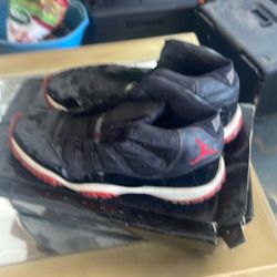 Michael Jordan, Air Jordan gym shoes