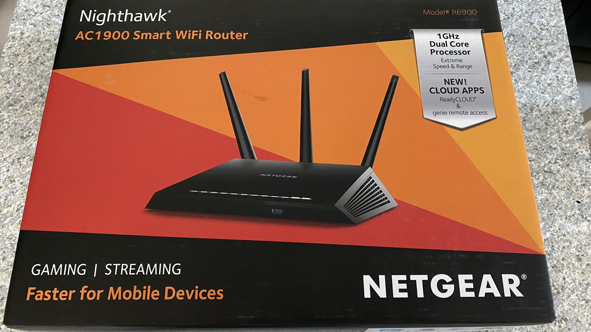 Netgear nighthawk AC1900 smart wifi router