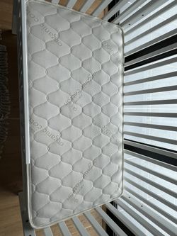 NaturaPedic Crib/toddlers bed mattress-Organic cotton