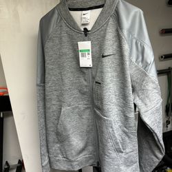 NWT Men’s XL Nike Grey Sweat Jacket