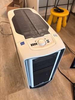 Pc, keyboard, mouse, 27in monitor