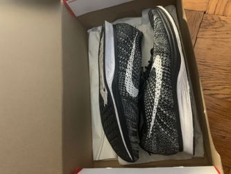Nike Flyknit Trainer