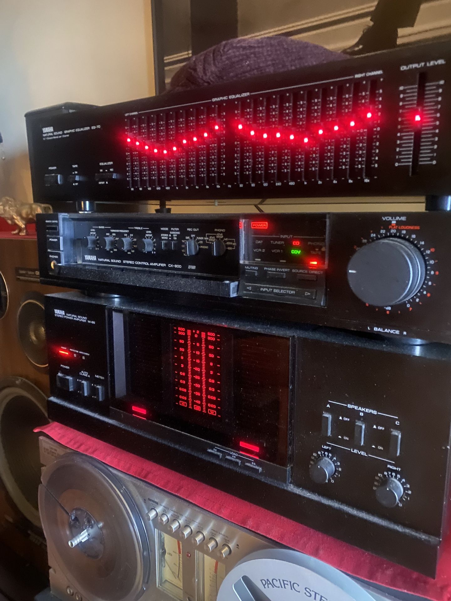 Amazing set up Yamaha M 60 amplifier CX 800 preamplifier E 70 equalizer