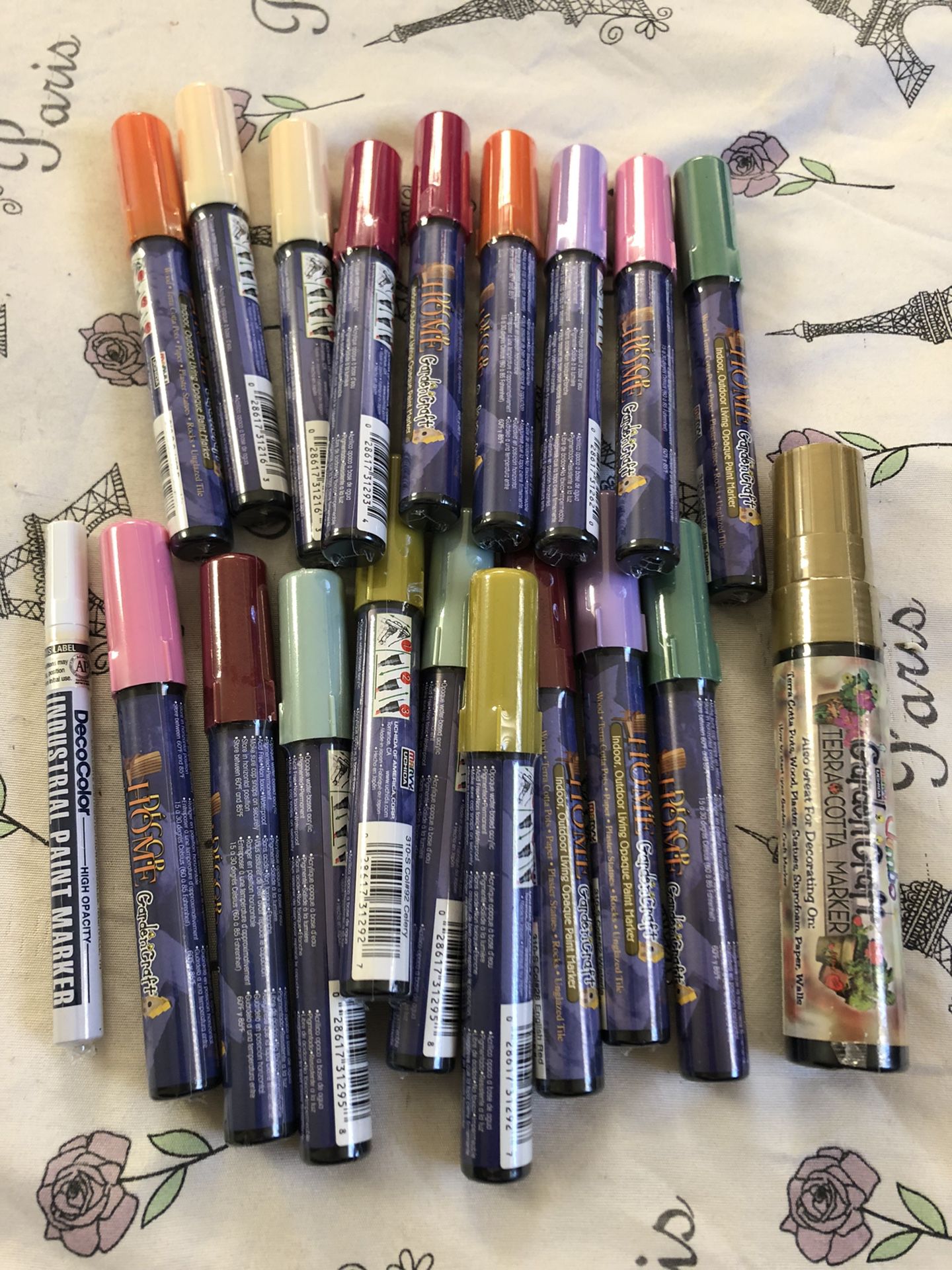 Paint Markers All New 25$ Obo 
