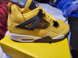 New Jordan 4