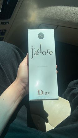 Dior perfume