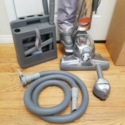 NEW cond KIRBY SENTRIA2 VACUUM WITH COMPLETE ATTACHMENTS  , SHAMPOO SYSTEM  , AMAZING POWER SUCTION  , WORKS EXCELLENT    IN THE BOX 