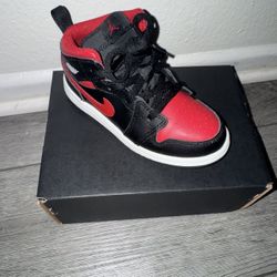 Like New Toddler Shoes Size 10c 