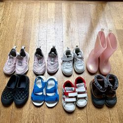 Toddler Shoes - Size 7