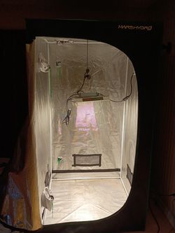Grow tent