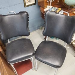 Beautiful Vintage Set Of 2 Diner Chairs 