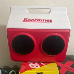 KoolTunes Igloo Cooler 