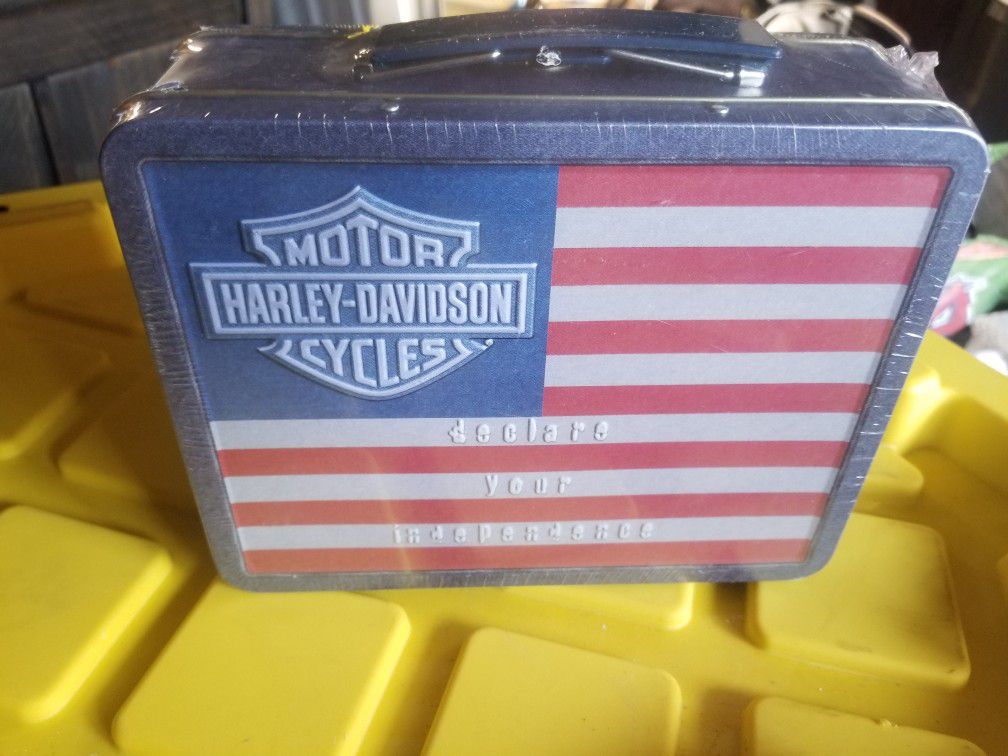 Harley Davidson lunch box