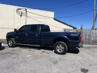 2016 Ford F-350 Super Duty Crew Cab
