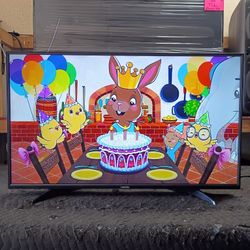 43 Inch Fire Tv Smart 4k Really Nice Tv Comes With Remote Control Shows Great Picture Works Fantastic Guaranteed 