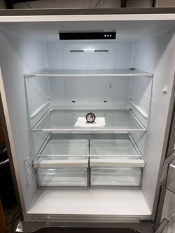PRICE DROP - Midea 18.7 Cu. Ft. Stainless Steel Bottom-Freezer Refrigerator – FULLY FUNCTIONAL