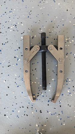 OTC  1039, 7 Ton  Mechanical grip puller