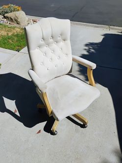 Executive chair
