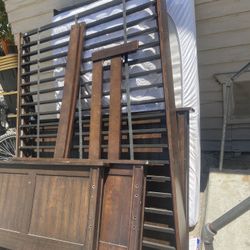 Bunk Bed 