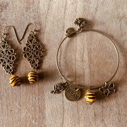 Be  Dreaming Bronze Bangle And Earring Set