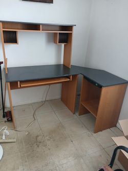 Work desk