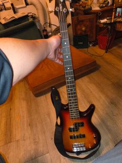 Ibanez Mikro
