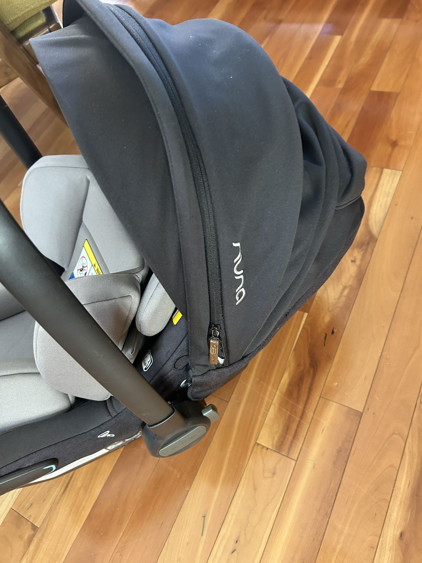 Nuna Infant Car Seat