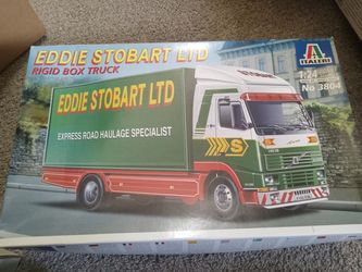 Vintage box truck model car kit