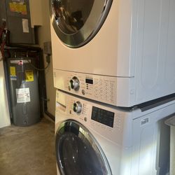 Stackable Washer / Dryer