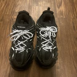 Balenciaga Tracks white and black brand new