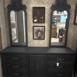 Vintage 60s 70s Wide And Low Dresser And Mirrors 