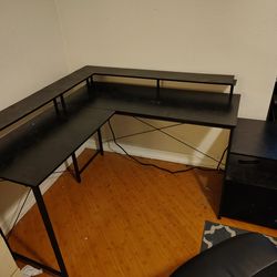 Free computer desk