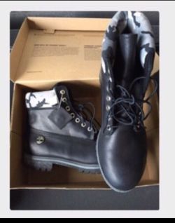 New timberland camo boots 10.5
