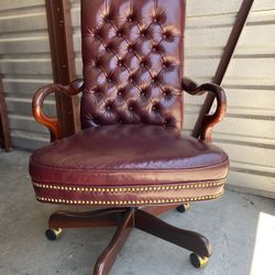 Vintage Leather Executive Chair
