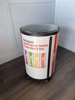 Mobile Ice Chest Party Cooler Drinks Display