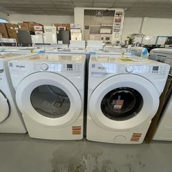 Whirlpool 4.5 Cu Ft Washer and 7.4 Cu Ft Dryer Electric