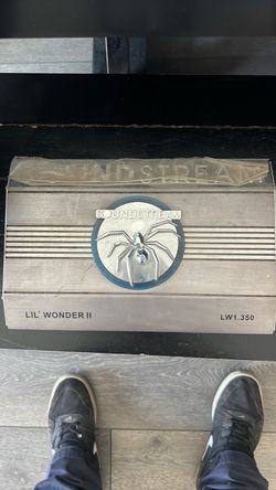 Soundstream Car Amplifier LW1.350