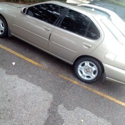 2000 Nissan Altima