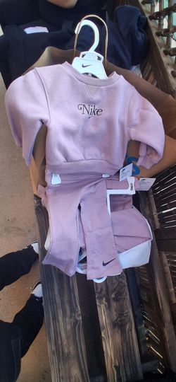 2 Nike Baby Sweatsuit 3-Piece Set