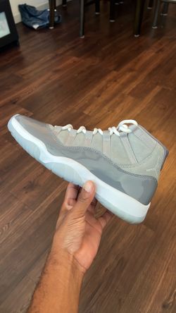 Jordan 11 Retro Cool Grey Size 9.5