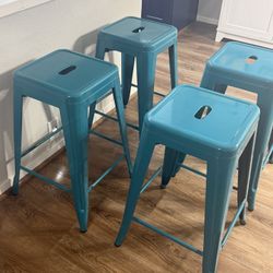 4 Counter Height Teal Bar Stools 