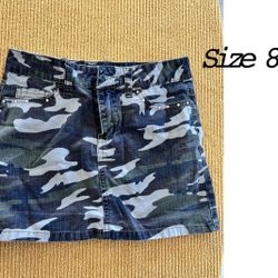 Little Girls Skirt Size 8