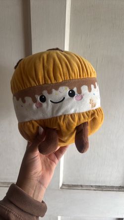 Squishmellow Ice Cream Sandwich Plush Stuffed Toy